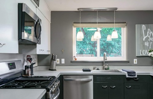South Bend House | Impressive Ranch Retreat Just 1 Mile From Notre Dame