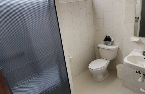 Centro Apartment | Spacious studio with 2 beds and WiFi, AC in fabulous Puerto Escondido