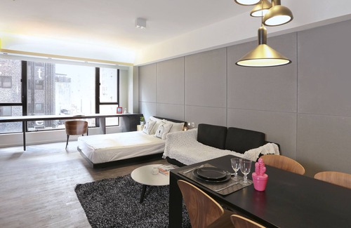 Tin Hau Apartment | Spacious Studio Apartment Near Causeway Bay [2]