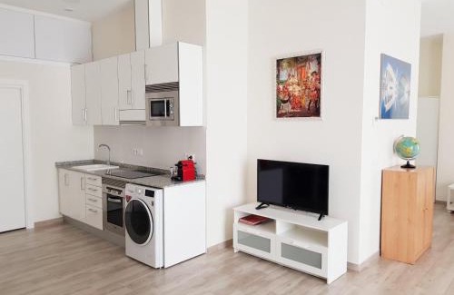 Poblats Maritims Apartment | Oceanfront Studio Apartment in Cabanyal - 4-Star Stay
