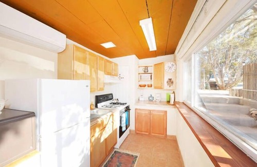 West Alameda Apartment | Serene Retreat with Pool & Spa, Just 5 Miles to Plaza