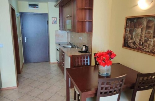 Topola Apartment | Ocean View Studio with Pool and Breakfast Included