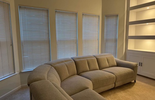 Montgomery Village House | Spacious & Stylish 3-BR Home with Modern Comforts in Montgomery Village