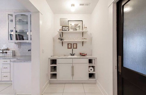 New Albany House | Stylish Historic Rental Near Louisville and Churchill Downs