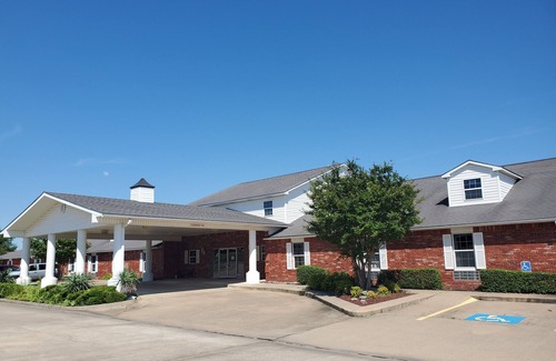 Blanco Apartment | Pet-Friendly Suite with Spa & Breakfast - 10/10 Rated