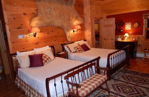 Saranac Lake Apartment | Cozy Suite with Fireplace at Adirondack Waterfront Inn