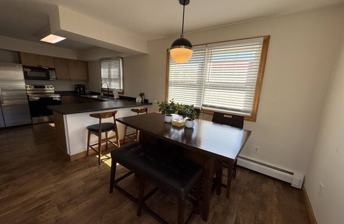 Negaunee House | Ideal Summer Getaway for Large Groups with Lake Views