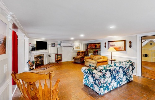 Hartsville House | Spacious & sunlit lakefront home with generous deck, fire pit, & views - dogs ok