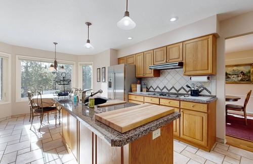 Monument House | Inviting Mountain Retreat with Patio & Fireplace Awaiting You