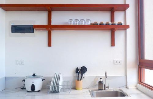 Mendez Crossing West Apartment | Spacious Taal View 2BR for 8 Pax in Tagaytay with Free Parking