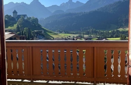 Chateau-d'Oex Apartment | Three Bedroom Apartment with Breathtaking Views for Families