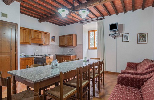 Varna House | Discover Il Poggiale: A Relaxing Pet-Friendly Retreat