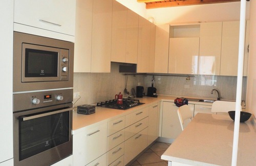 Castello Apartment | Prime Two-Bedroom Apartment in Old Town with Ocean View
