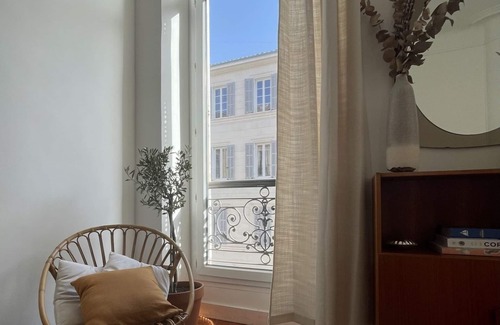Lodi Apartment | Guest Rated 10/10: Ideal Marseillan Flat with Kitchen