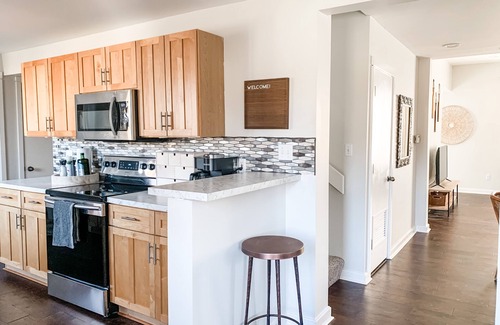 Columbia House | Modern 4-Bedroom Retreat with Pet-Friendly Amenities