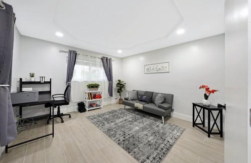 Ludlam House | Outstanding Home Woffice by PMI: Family & Pet-Friendly Stay