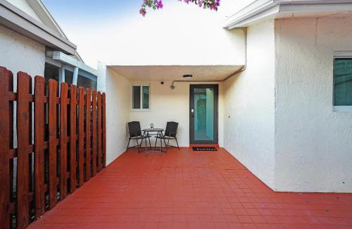 Ludlam House | Outstanding Home Woffice by PMI: Family & Pet-Friendly Stay