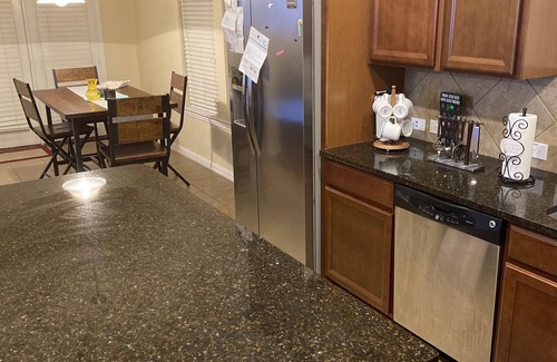 Little Elm House | Pet-Friendly Retreat with Kitchen, Rated 8.8/10 by Guests