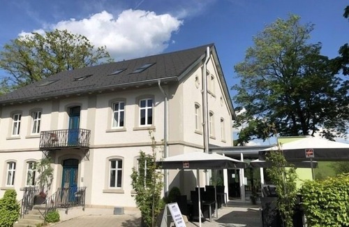 Bad Alexandersbad Apartment | Spacious Vacation Apartment for Families with Kitchen & Spa