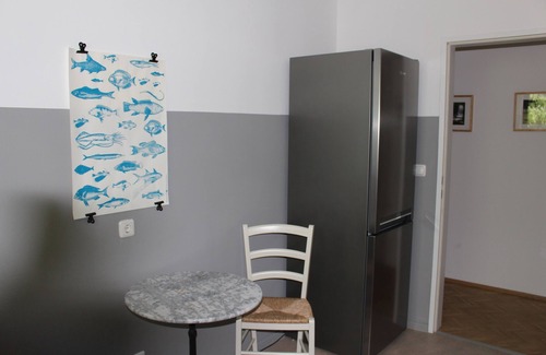 Muensing Apartment | Ideal Lakeside Apartment with Pool and Lake Views