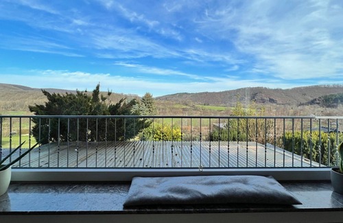 Hausen House | Idyllic Vacation Home with Eifel View and Garden Retreat