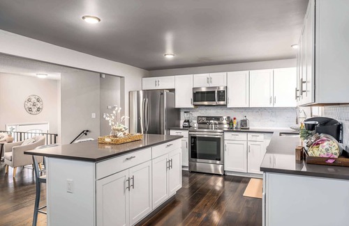 Spokane Valley House | Family-Friendly Valley Home with Kitchen & Breakfast Included