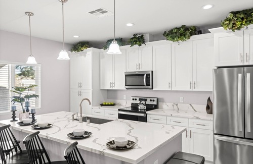 Las Vegas House | Ideal Vegas Retreat: 4 Bedrooms, Spa & Family Amenities