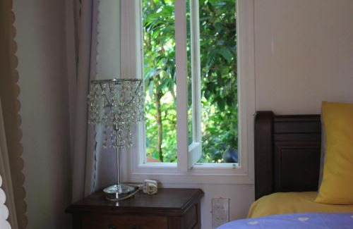 Huong Thuy House | Spacious view house 2BR