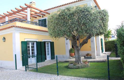 Vila Nogueira de Azeitao Villa | Relaxing Azeitão Villa with Private Pool and Ocean View