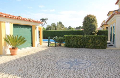 Vila Nogueira de Azeitao Villa | Relaxing Azeitão Villa with Private Pool and Ocean View
