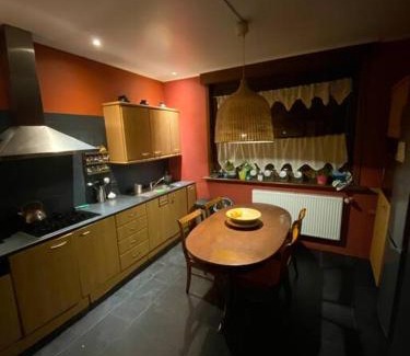 Dilbeek Villa | Cozy Mexican Villa: Pet-Friendly Retreat in Quiet Locale