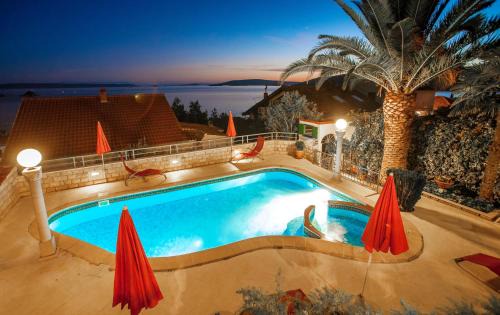 Seget Vranjica Villa | Seget Vranjica Villa with Sea View, Pool & Jacuzzi Retreat