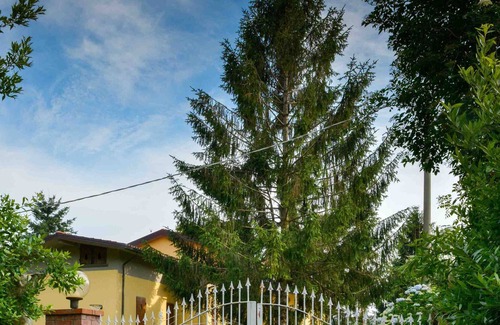 San Quirico House | Spacious villa with beautifull view an private pool in a huge garden.