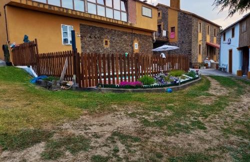 Fraga Villa | Elegant Empalme de Vilar Villa with Private Pool & Views