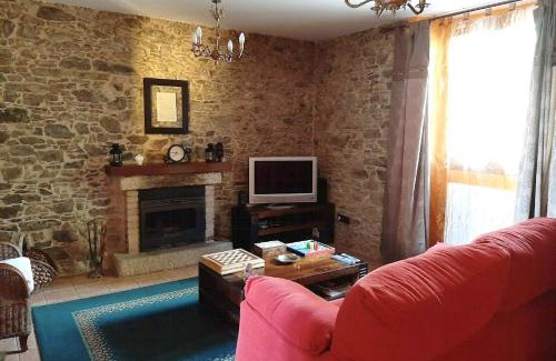 Fraga Villa | Elegant Empalme de Vilar Villa with Private Pool & Views