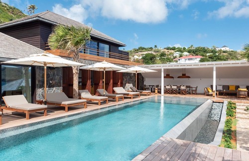 Toiny Villa | Architectural Gem Villa with Private Pool for Families