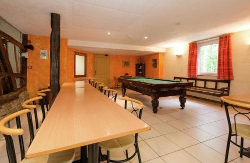 Weris House | Delightful Holiday Home in W ris with Pool & Pet Friendly