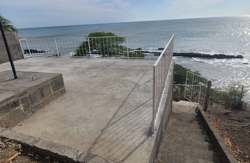 La Boquita House | Waterfront House with Ocean Access and Scenic Views