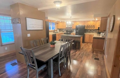 Brier Hill House | Inviting Waterfront Cottage on Black Lake for Up to 10 Guests