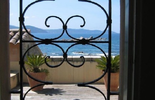 Corse-du-Sud House | Exquisite Waterfront Villa with Private Beach & Pool