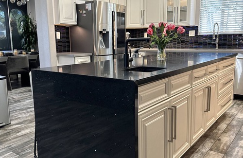 North Central House | Stylish Pet-Friendly Retreat Near Rose Bowl & NASA JPL