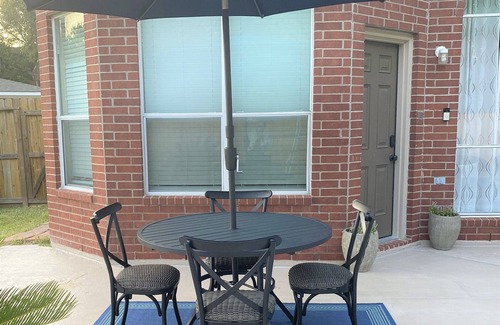 Addicks House | Ideal West Houston Home with Backyard & Spa Amenities