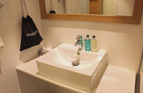 Savonlinna Hotel | Relax at Spahotel Casino: A 4-Star Oceanfront Retreat
