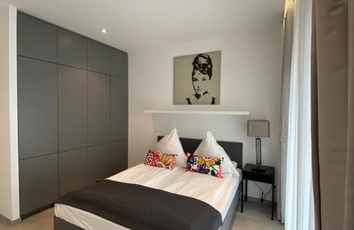 Holweide Apartment | Discover the Essence of Spain in Central Cologne