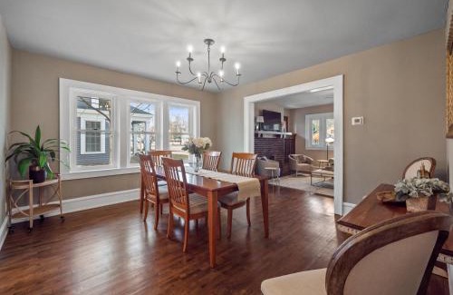 Waupaca House | Family-Friendly Holiday Homes in Waupaca, WI - Guest Rated 9.4