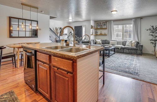 Spanish Fork House | Inviting Spanish Fork Retreat: Smart TVs & Trails Await!