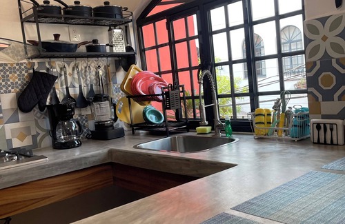 Emiliano Zapata Hotel | Spanish Moon