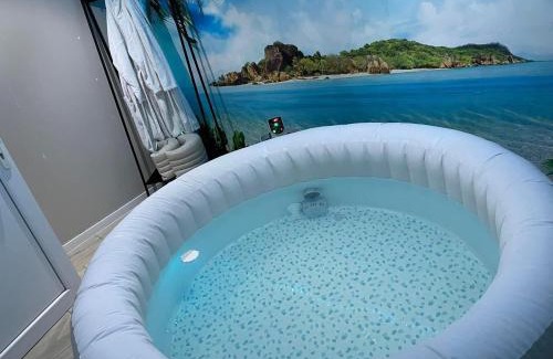 Eragny Apartment | Relax at Sparadise Jacuzzi – Rated 9.3 with Hot Tub Bliss