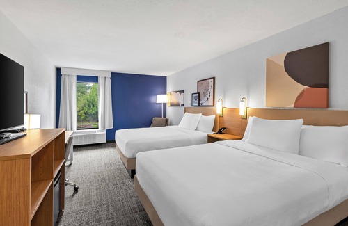 Alpharetta Hotel | Explore Country Inn & Suites in Alpharetta, GA - Top Amenities