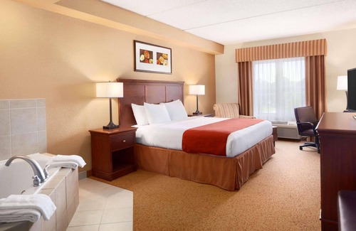 California Hotel | Discover Country Inn & Suites: Rated 9/10 near Naval Air Station